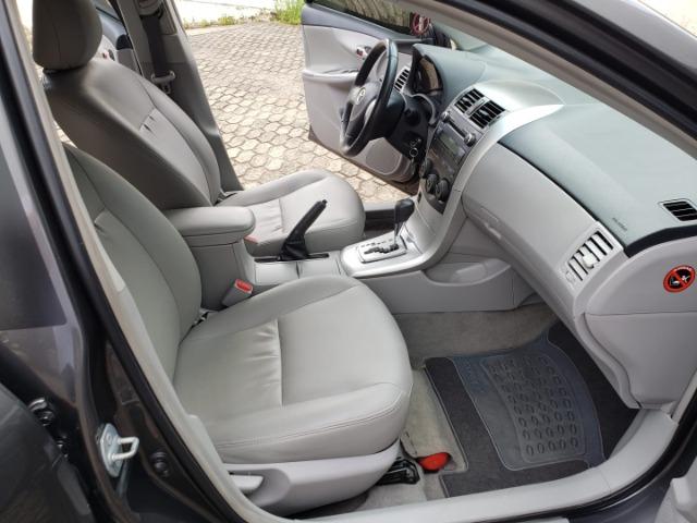 Toyota Corolla GLI 1.8 Flex Completo 2014 - Foto 9