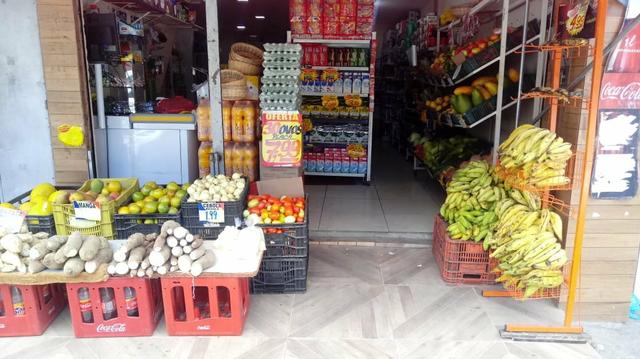 Vendo mercadinho e frios