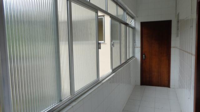 Excelente apartamento de frente, muito ensolarado, 3 quartos - Foto 16