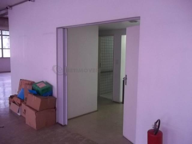 Salão com Área Total de 261 m² para Aluguel no Comércio ( 688043 ) - Foto 7