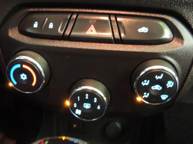 CHEVROLET ONIX LTZ 1.4 MPFI 8V 4P AUT. 2018 - Foto 13