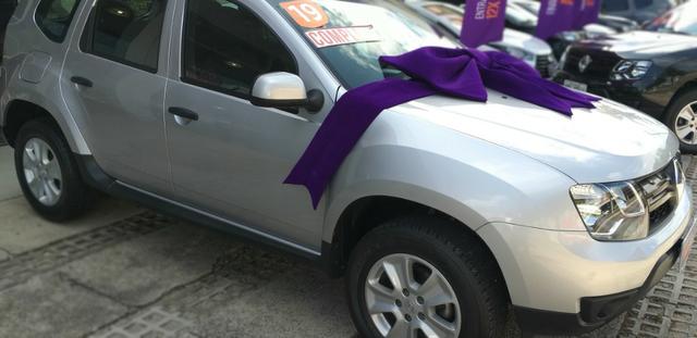 Duster Expression 1.6 automática 2019(de R$ 63990,00 por R$ 59990,00) - Foto 14