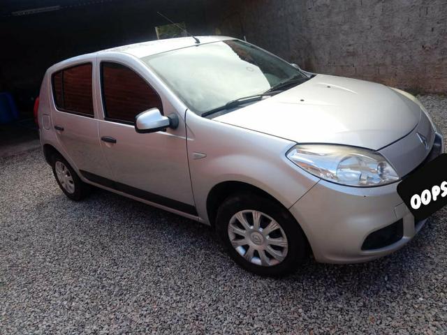 Vendo carro sandero - Foto 4