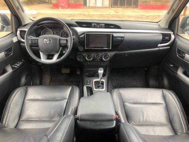 Hilux cd sr 2.8 4x4 diesel at 16-17 - Foto 6