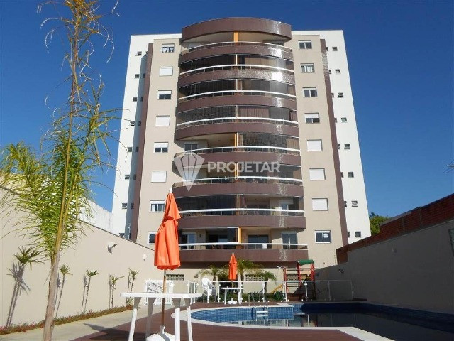 Apartamento à venda, 4 quartos, 2 vagas, Centro - Araranguá/SC