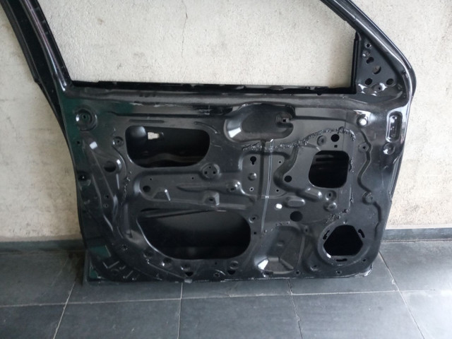 Porta dianteira esquerda Mitsubishi Outlander 2018 2019 - Foto 5