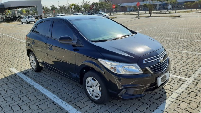 ONIX LT 1.0 2015 COMPLETO
