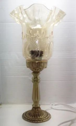 Abajur Em Bronze Com Vidro Ambar Rei - Foto 2