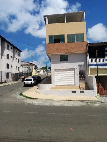 Vendo ou Troco em Sítio ou Apto, Prédio com 4 salas Comerciais no Bairro Suíssa