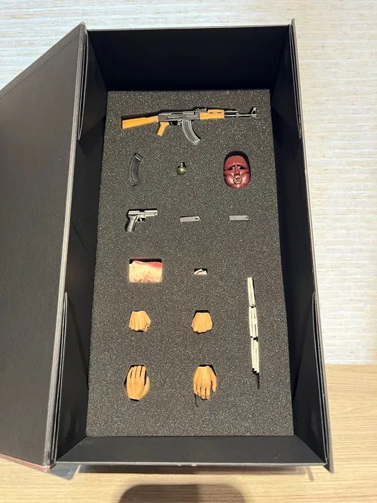 Figura Kane do jogo Kane and Lynch 1/6 Ñ hot toys - Foto 2