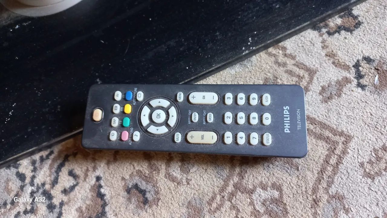 TV Philips LCD 42 polegadas - aproveitamento de peças - Foto 3