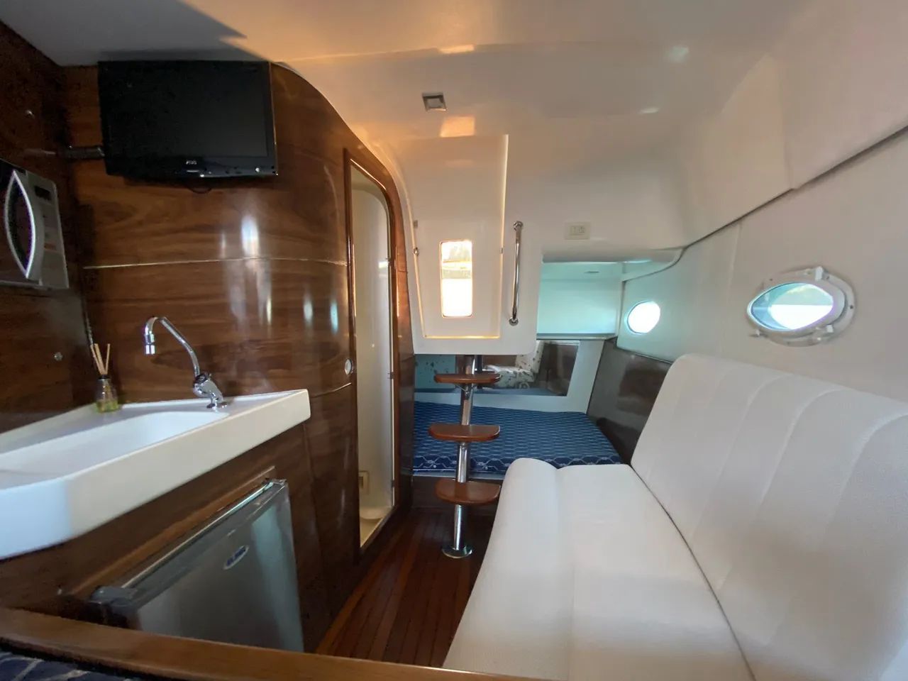 Lancha impecável - pronta para navegar! - Foto 6