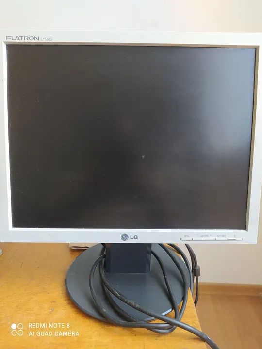 Monitor LG Flatron L1590S