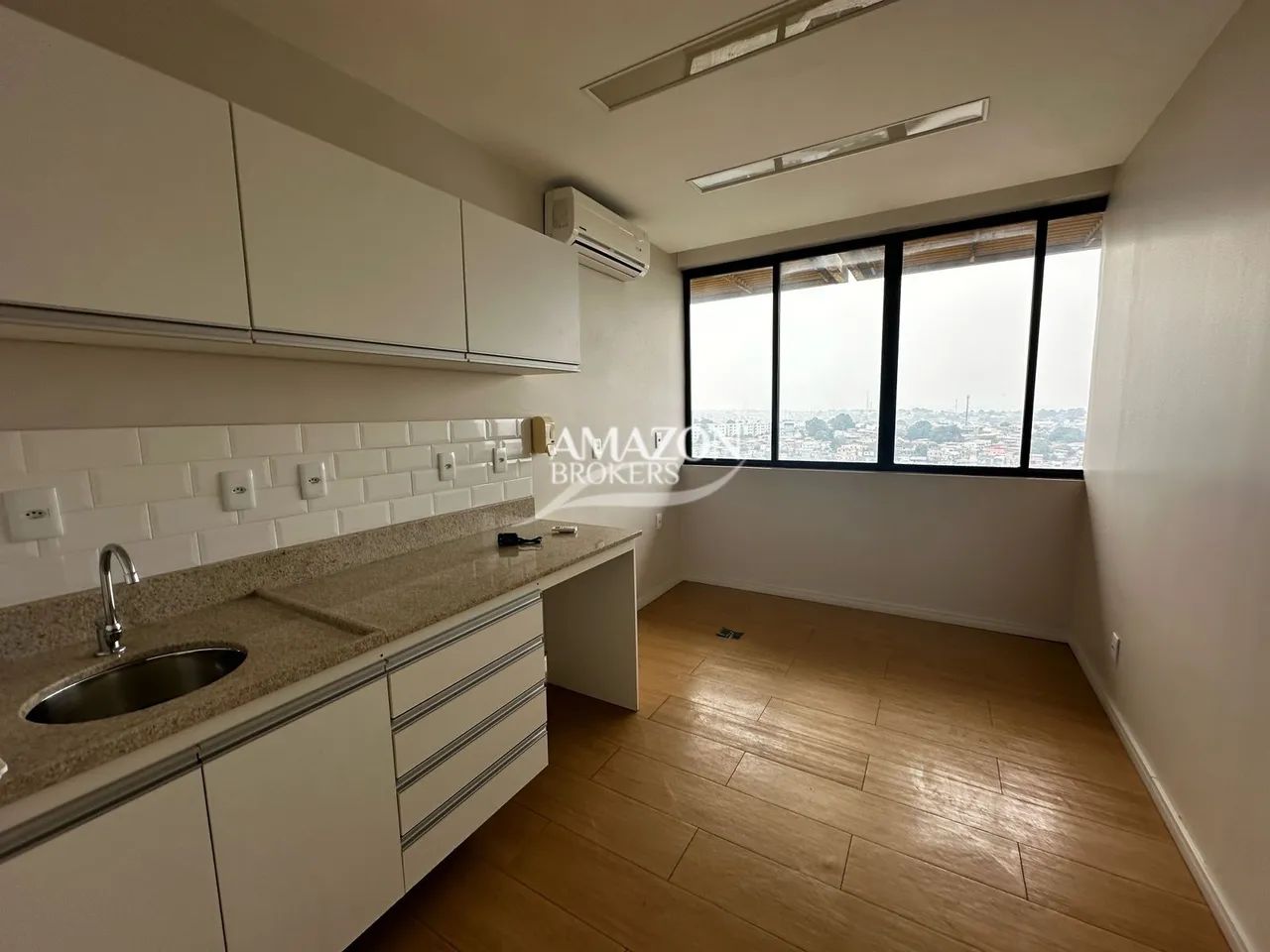 Edifício Atrium - 02 salas - 01 vagas - Sala comercial no São Francisco - Vendo - Foto 2