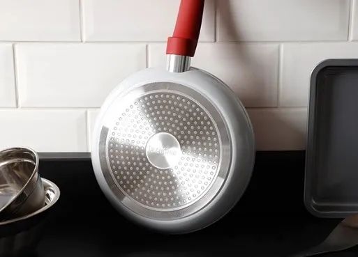 Frigideira de indução Tampa Power Taste 24Cm c/ revestimento cerâmico - La Cuisine - Foto 4