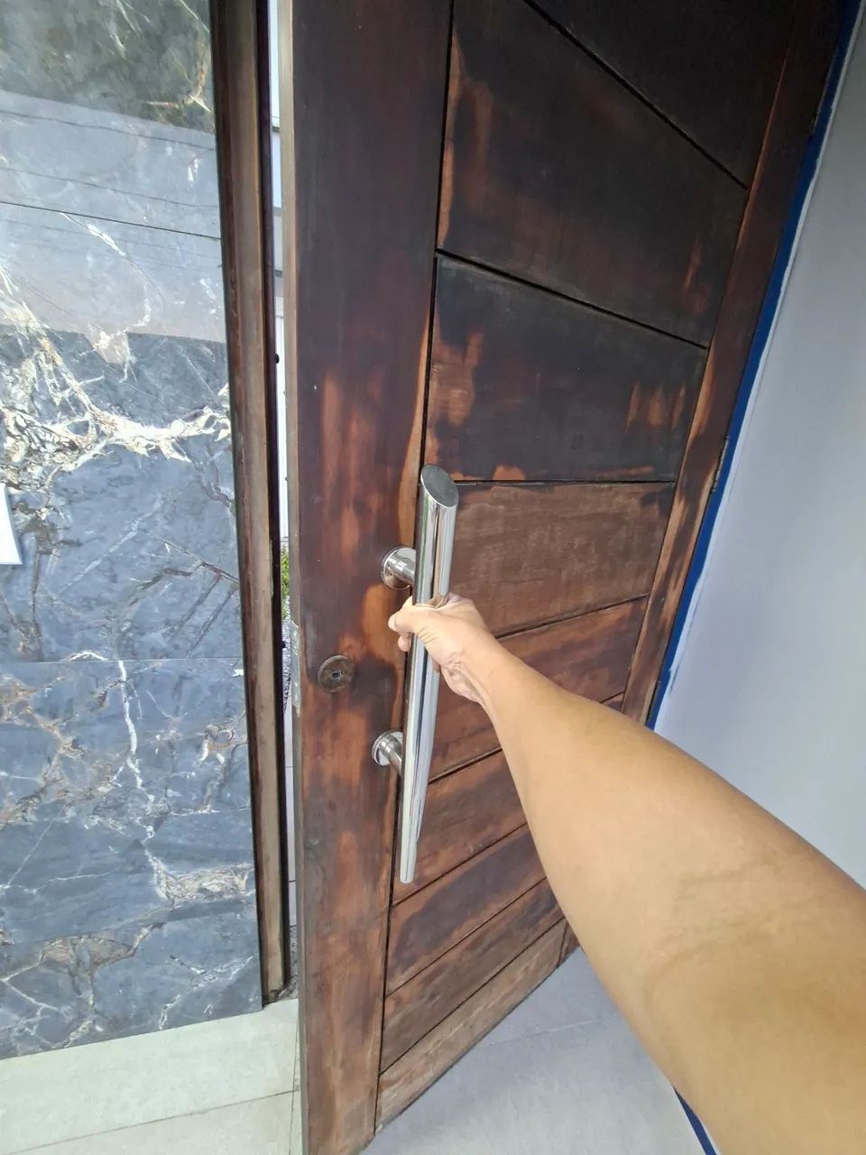 Porta de madeira maciça 64169300385921120