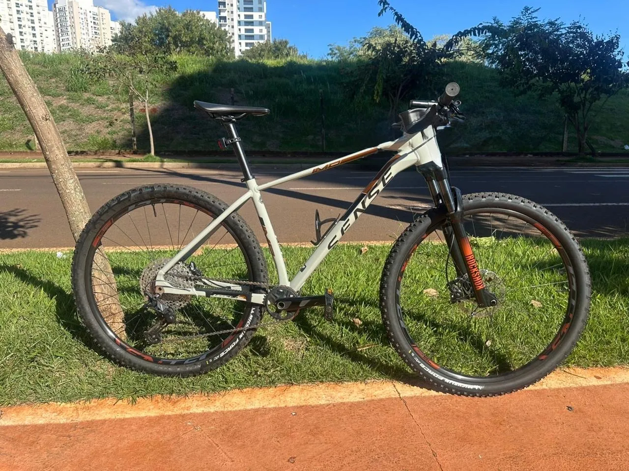 Bicicleta Sense Mountain