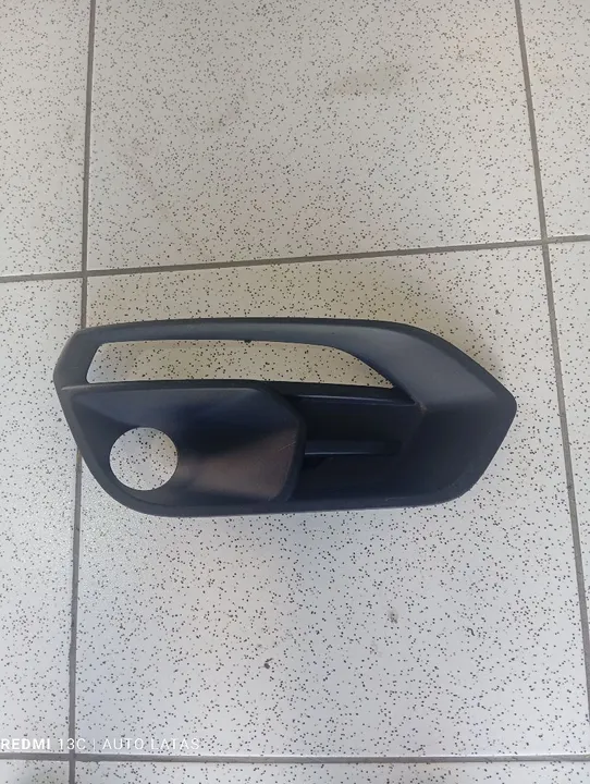 Moldura auxiliar Iveco daily 2021/ direito
