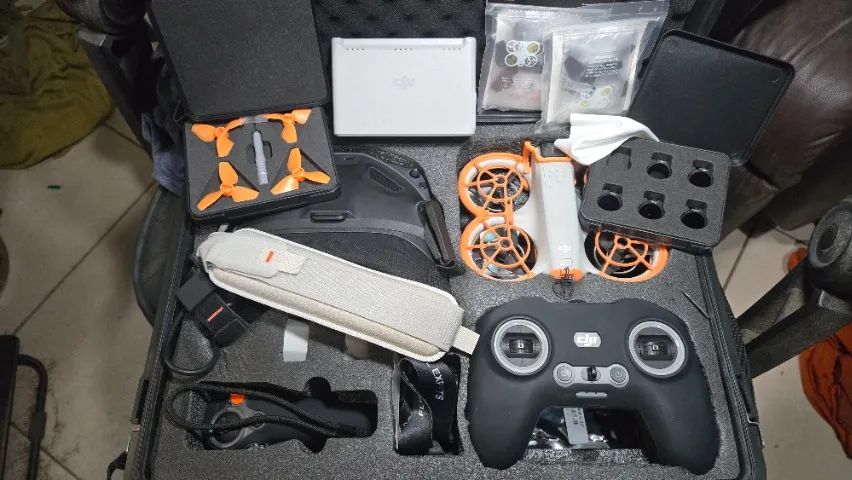 DJI Neo Fly More Explorer + RC FPV + case e extras - Foto 4