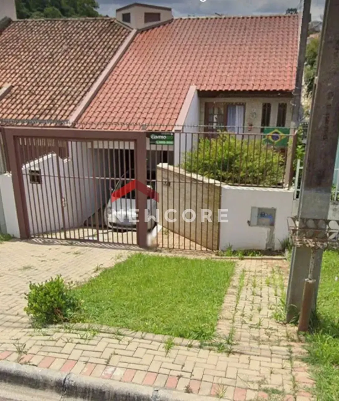 Sobrado em Rua Ângelo Vigo - Pilarzinho - Curitiba/PR