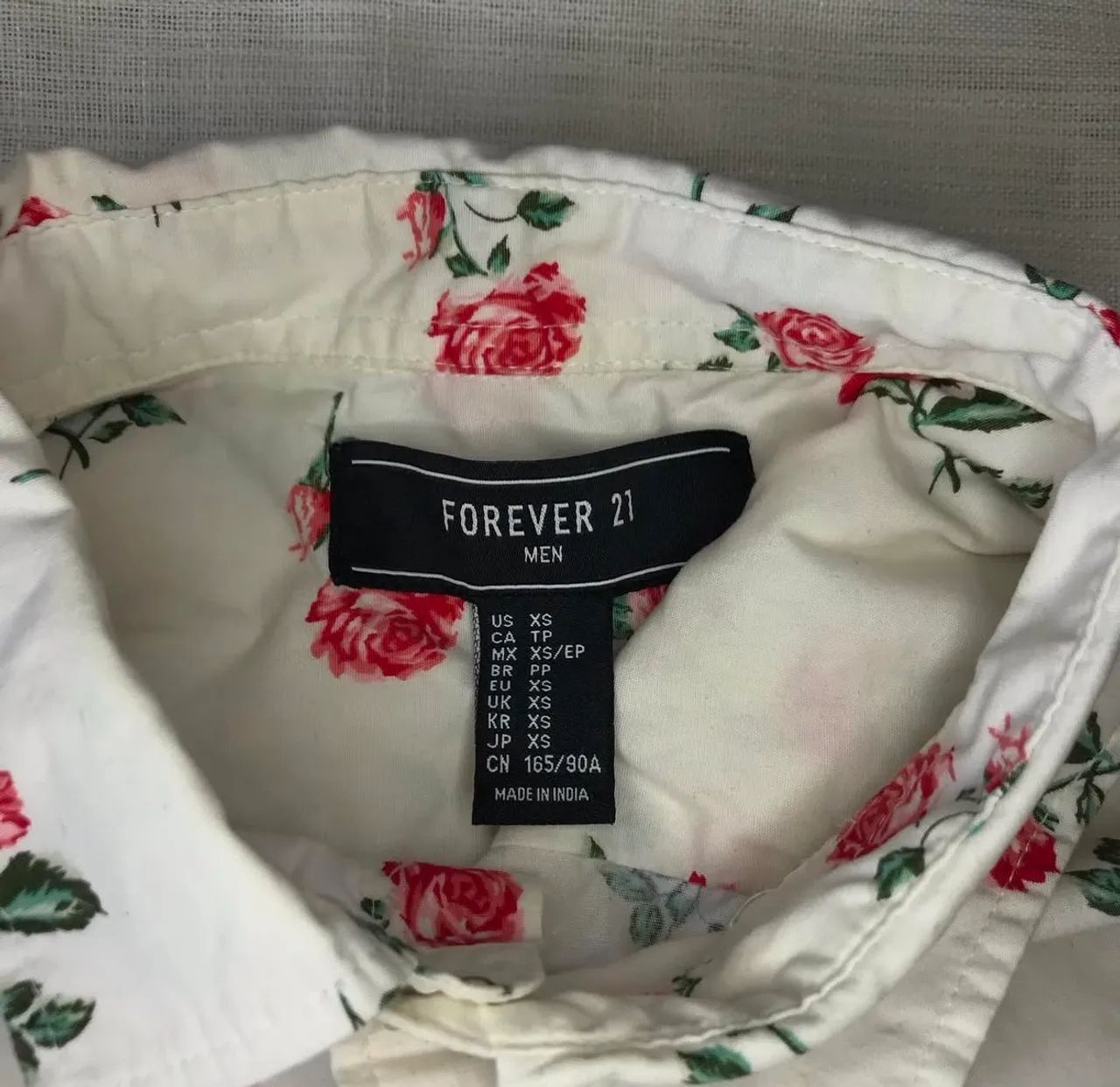 blusa botao forever 21 - Foto 3