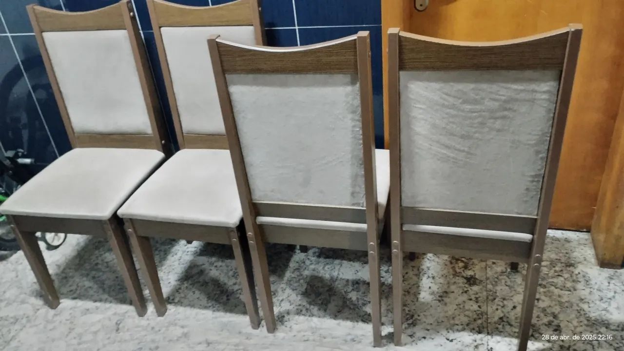 Conjunto de Cadeiras de Jantar 