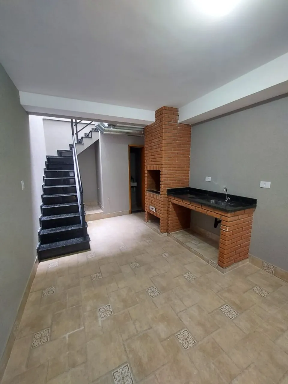 Sobrado novo na Vila Granada - 160m²
