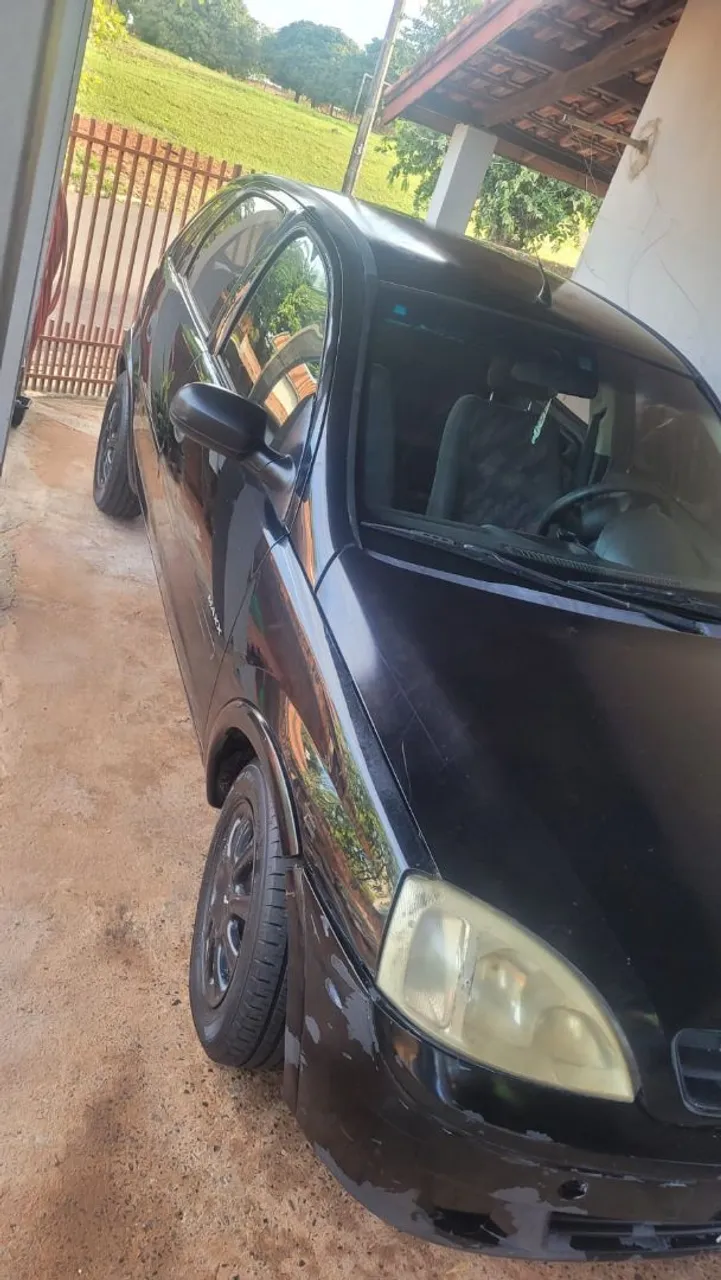 Corsa Hatch Maxx ano 2011 Básico