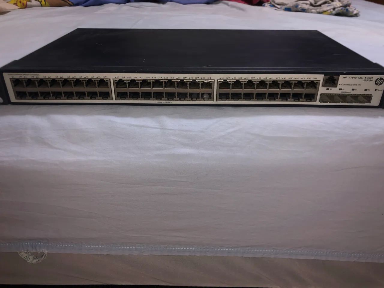 Switch HP JE009A-V1910-48G 48 Portas Gigabit  - Foto 2