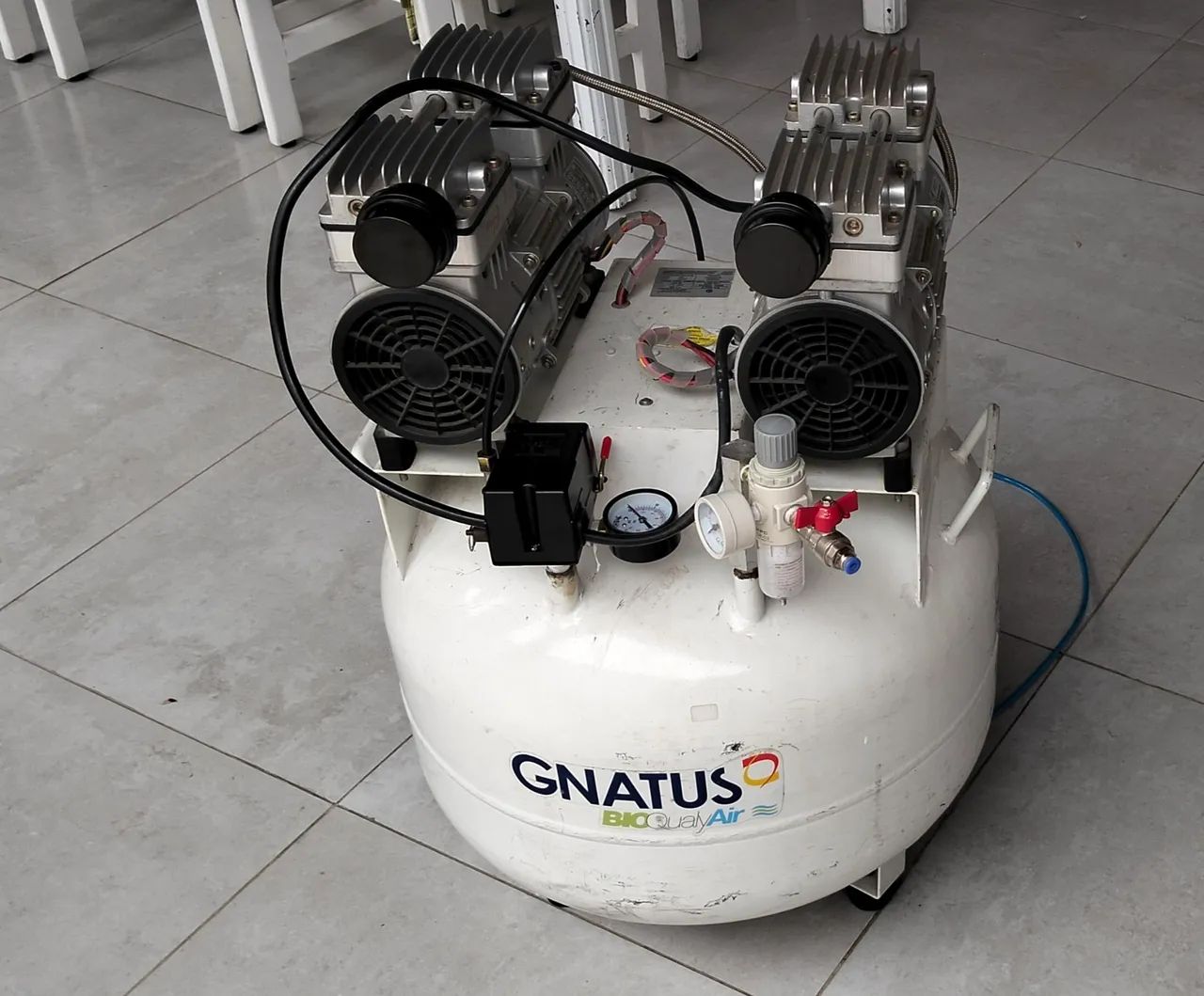 Compressor odontológico Gnatus  - Foto 4