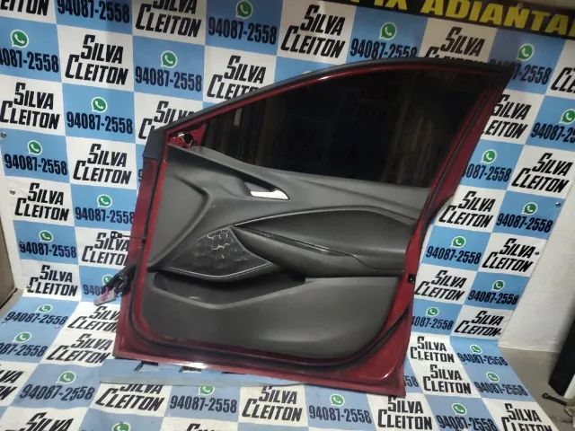 porta dianteira direita onix 2020 2021 2022 2023 2024 2025 cor vermelha  - Foto 10