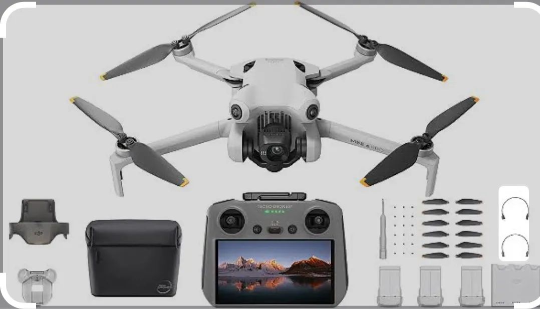 Drone DJI Mini 4 Pro combo , Plus tela no controle