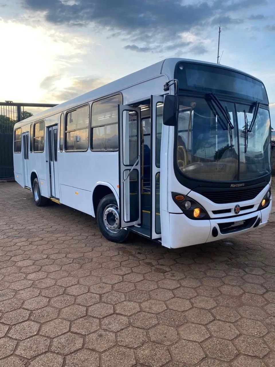 Ônibus Urbano MB OF 1418 - Foto 4