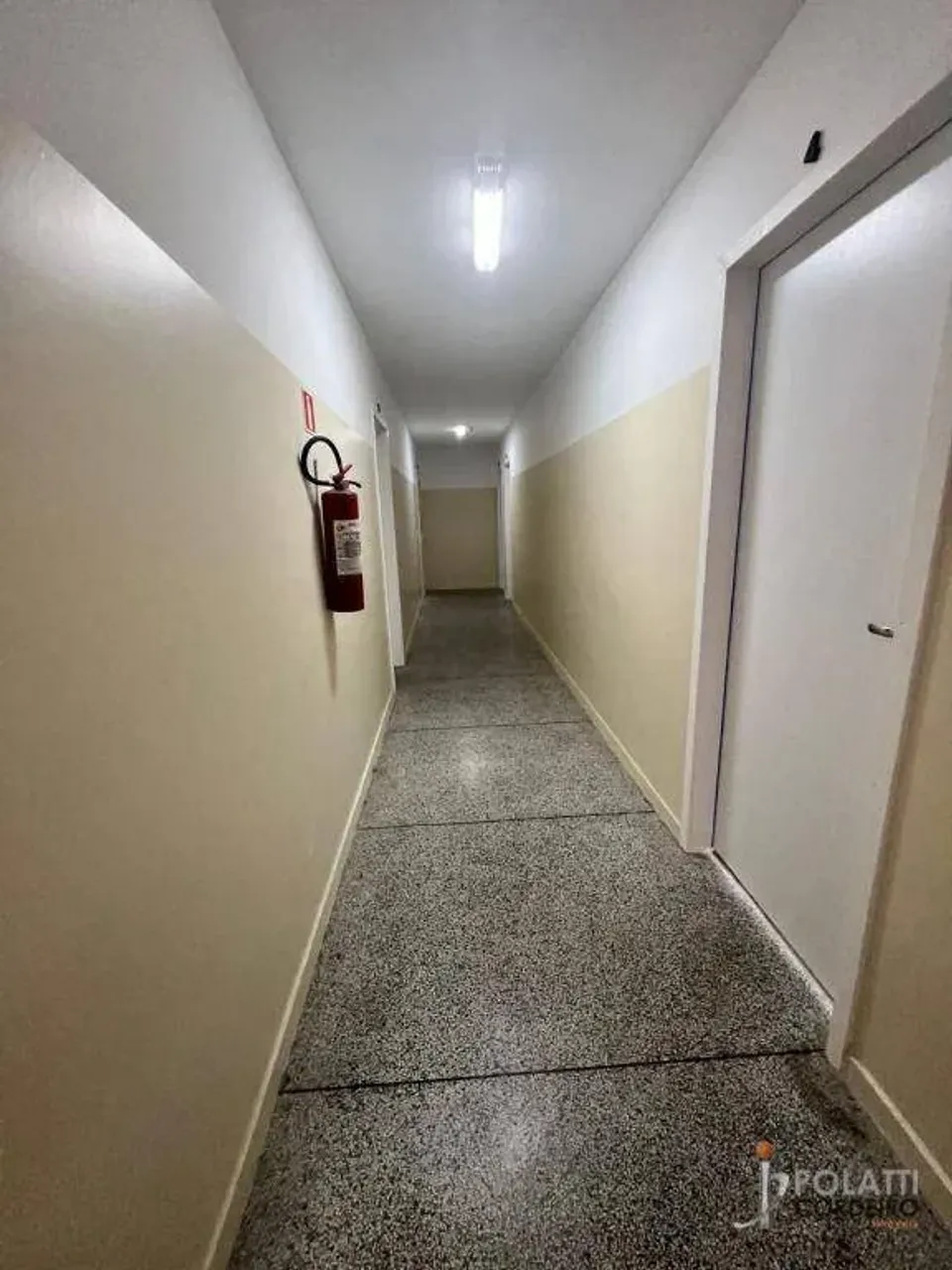 Sala para alugar, 30 m² por R$ 990,69/mês - Bacacheri - Curitiba/PR