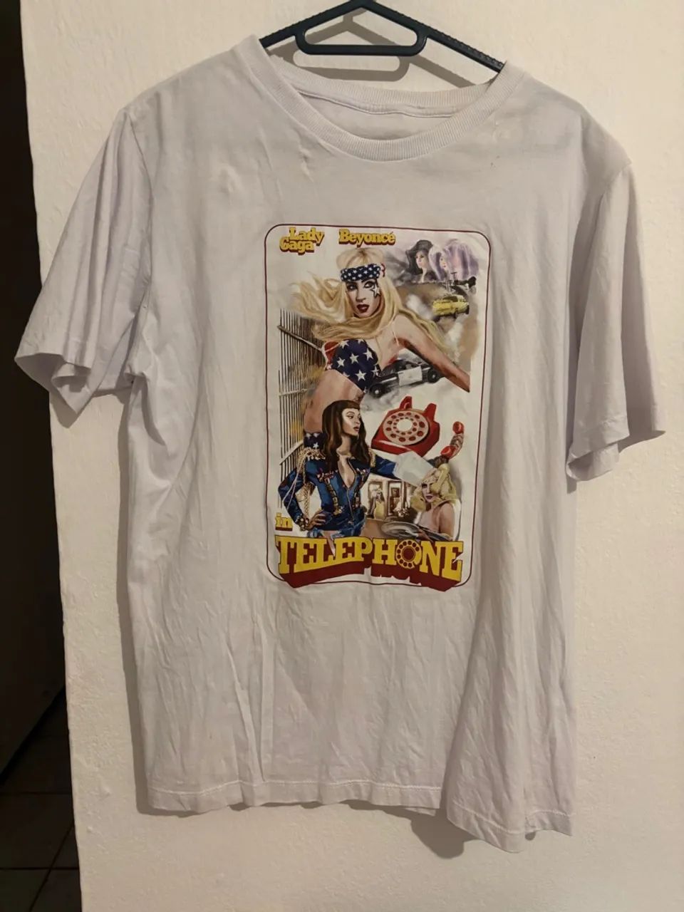 Camiseta Lady Gaga e Beyoncé Telephone