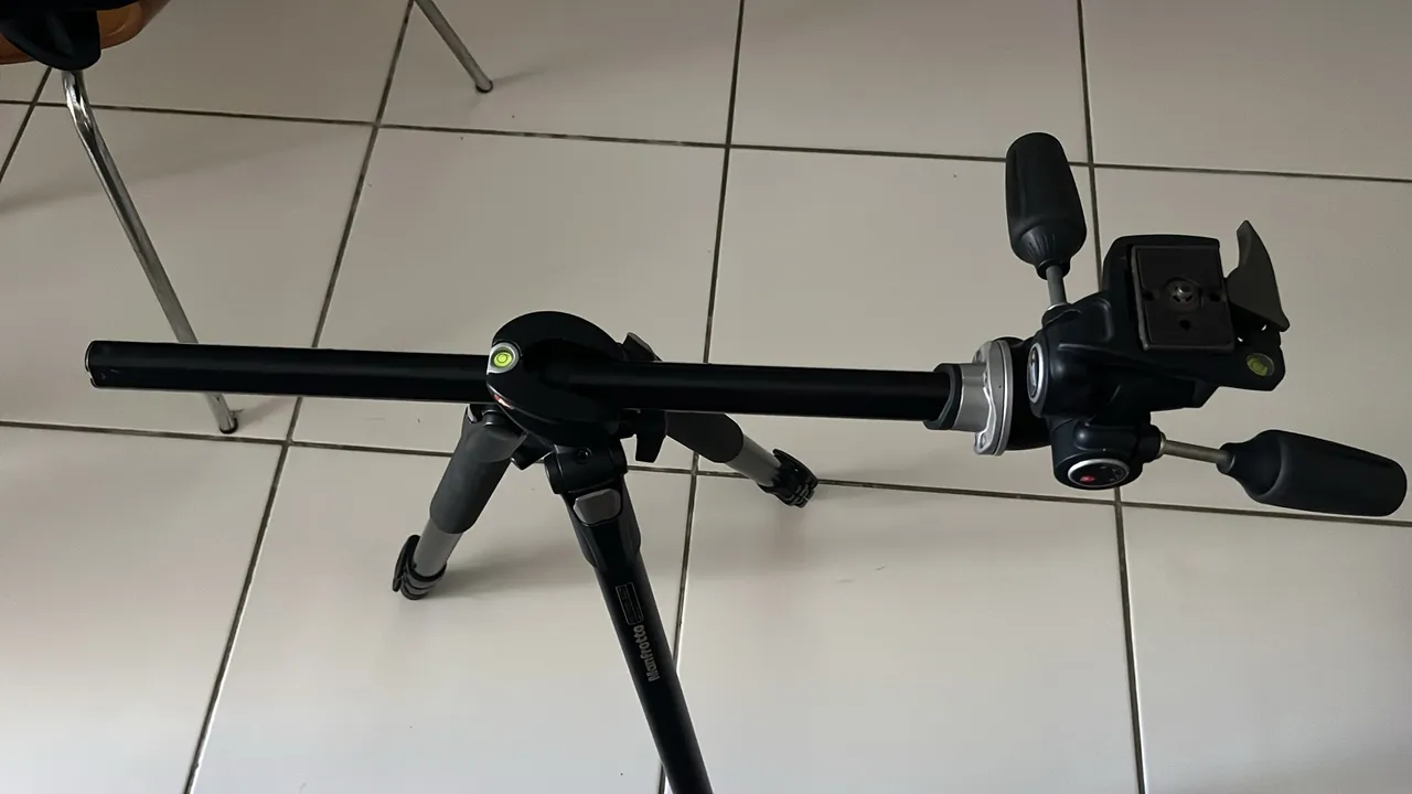 Tripé Manfrotto