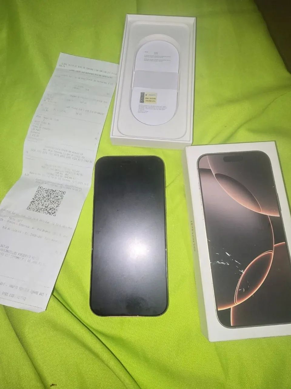 Iphone 16 Pro Max em Titânio Deserto 256gb sem marca de uso tem caixa e possui nota fiscal