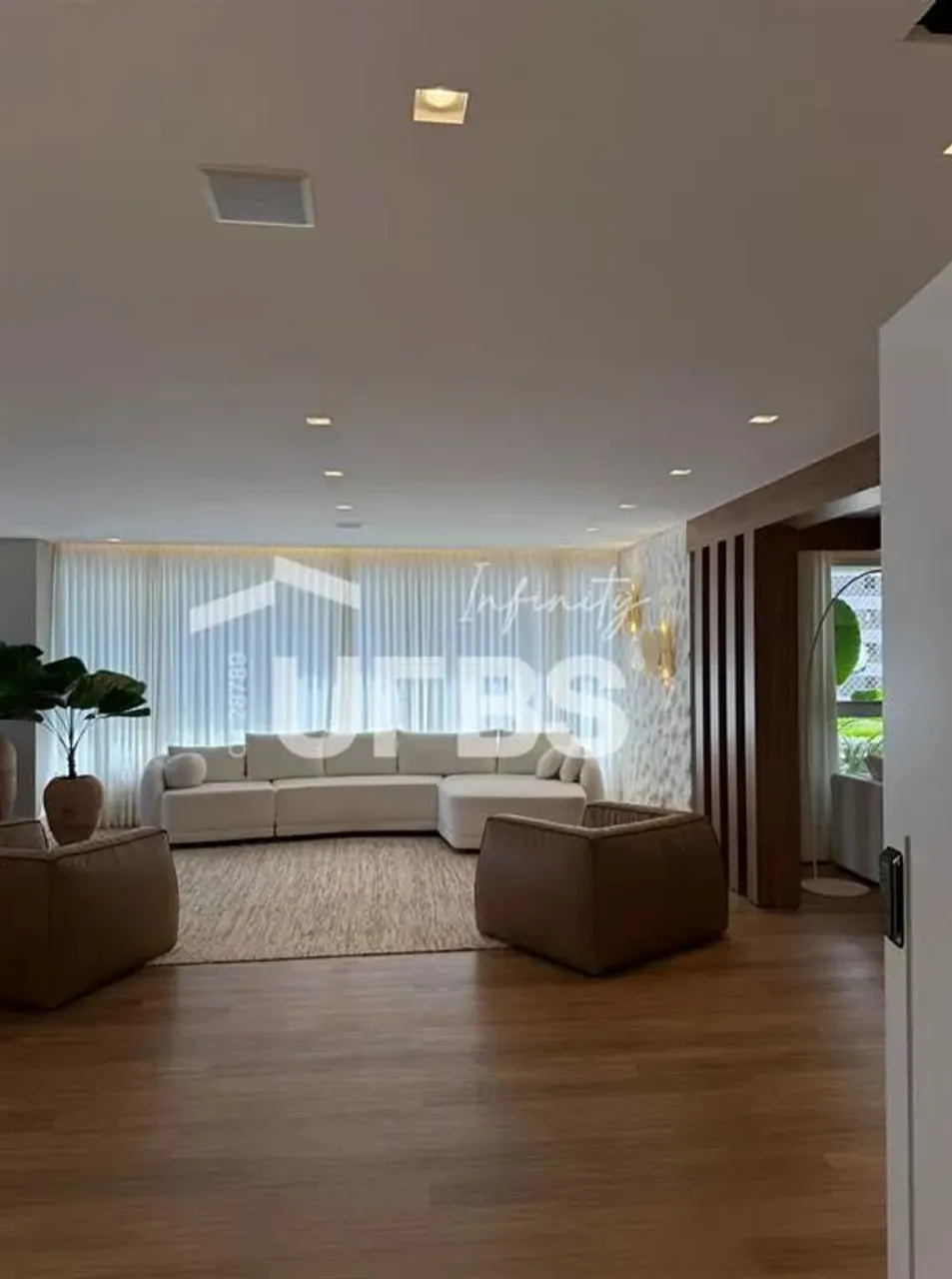Apartamento no Giardino com 299 m², 3 suítes e 4 vagas de garagem no coração do Setor Mari