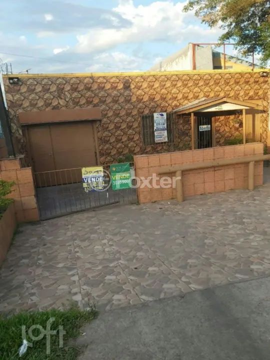 Casa à venda Avenida Edgar Pires de Castro, Restinga - Porto Alegre