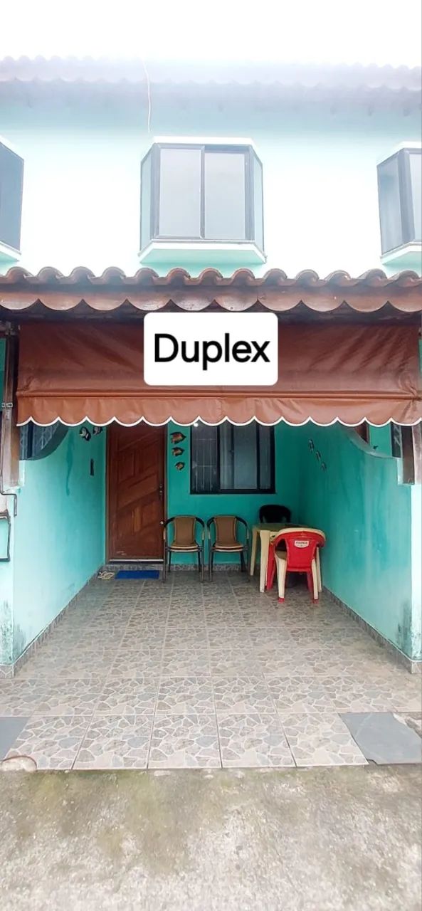 CASA DUPLEX NO LITORAL COM 2 QUARTOS E 1 SUÍTE EM MURIQUI RJ.