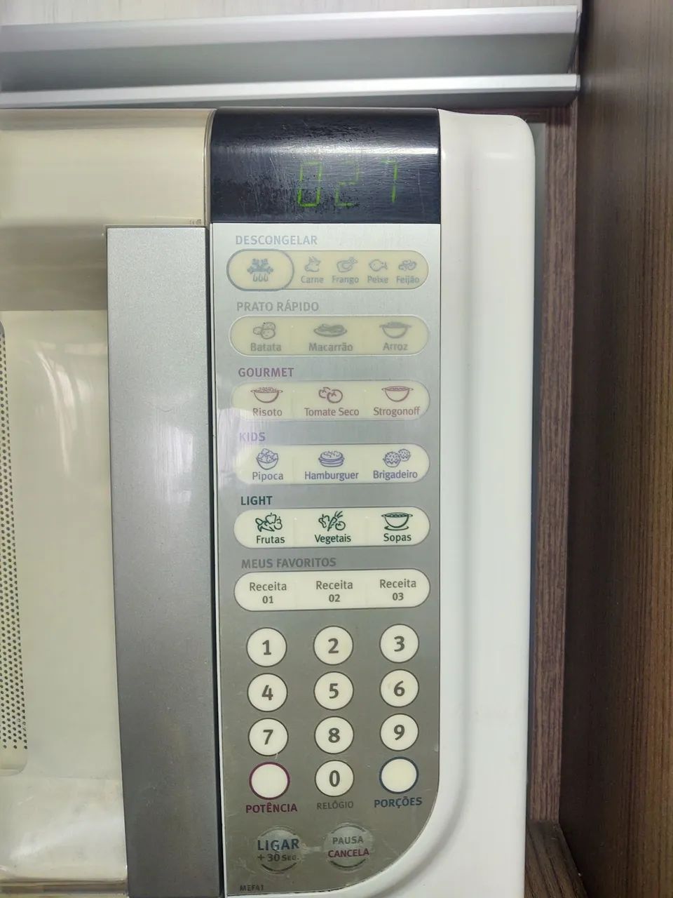 Micro-ondas Electrolux 127V - Usado - Foto 4