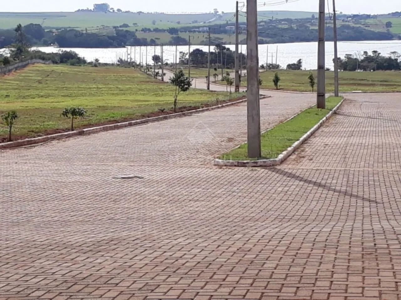 OPORTUNIDADE DE INVESTIR EM TERRENO A BEIRA RIO!! - Foto 4