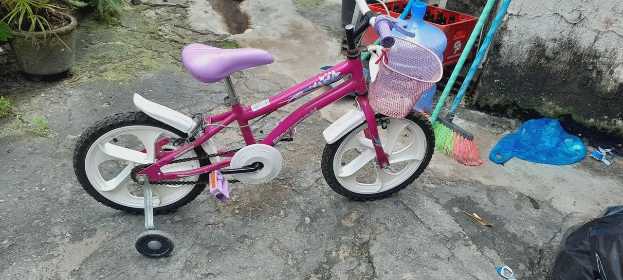 Bicicleta Infantil Rosa com Rodinhas