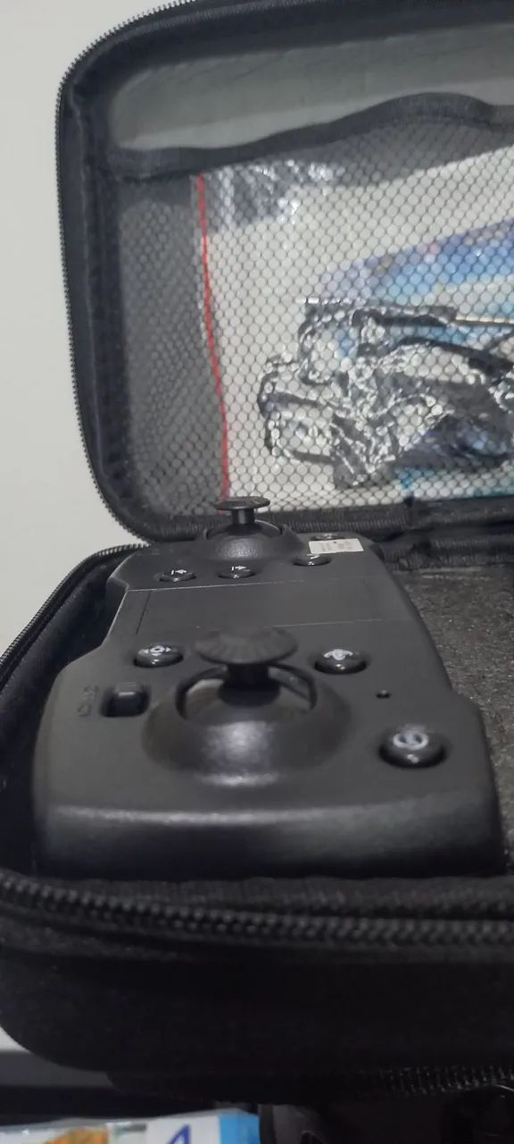 Drone com Controle e Case e88 - Foto 4