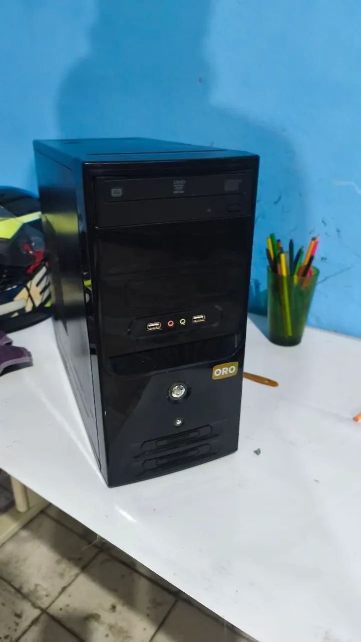 Gabinete computador 