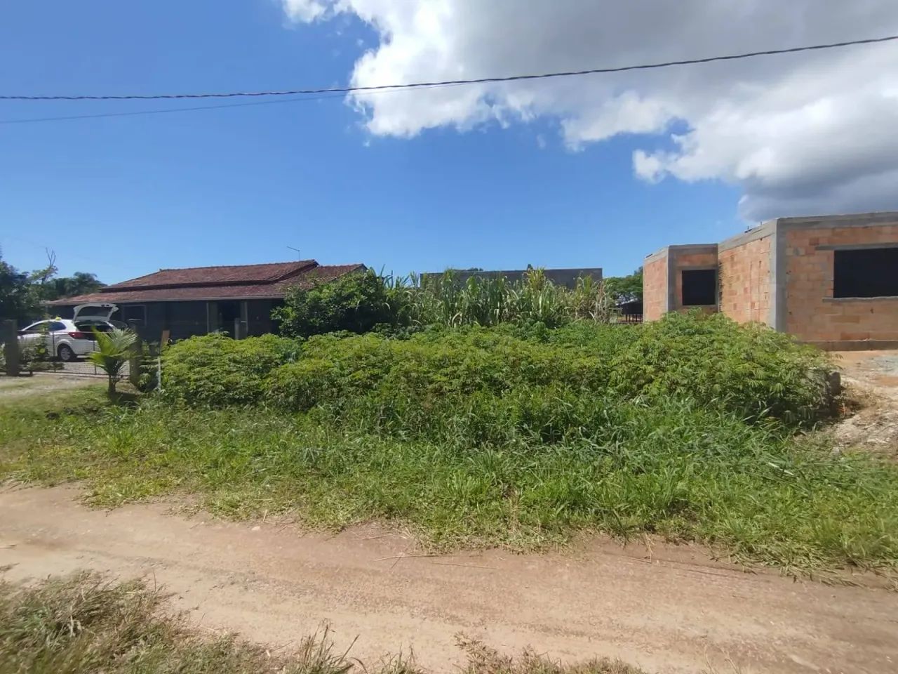 Terreno com 240,00m², à venda em Balneário Barra do Sul - Costeira