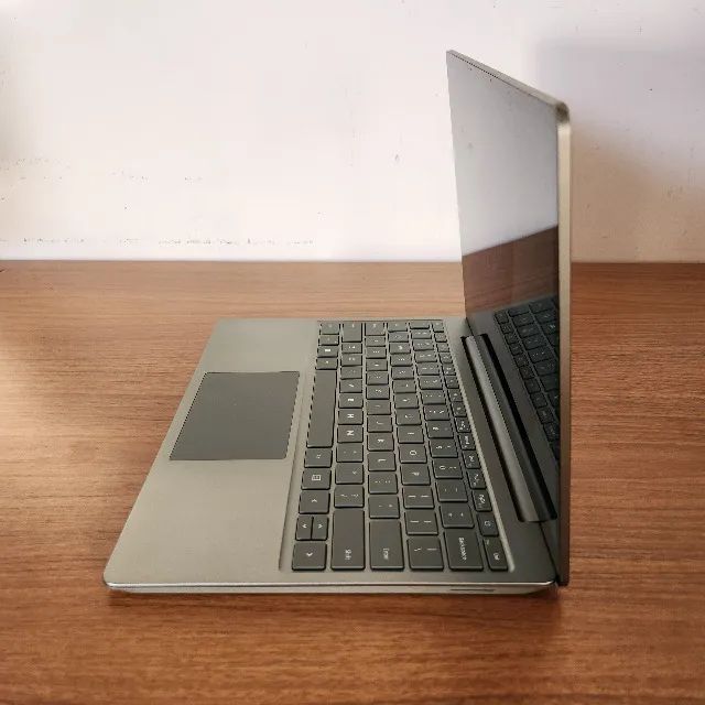 Notebook Microsoft Surface Laptop GO 2 i5-1135G7 8GB DDR4 128GB SSD 12.4" Touch-Screen - Foto 4