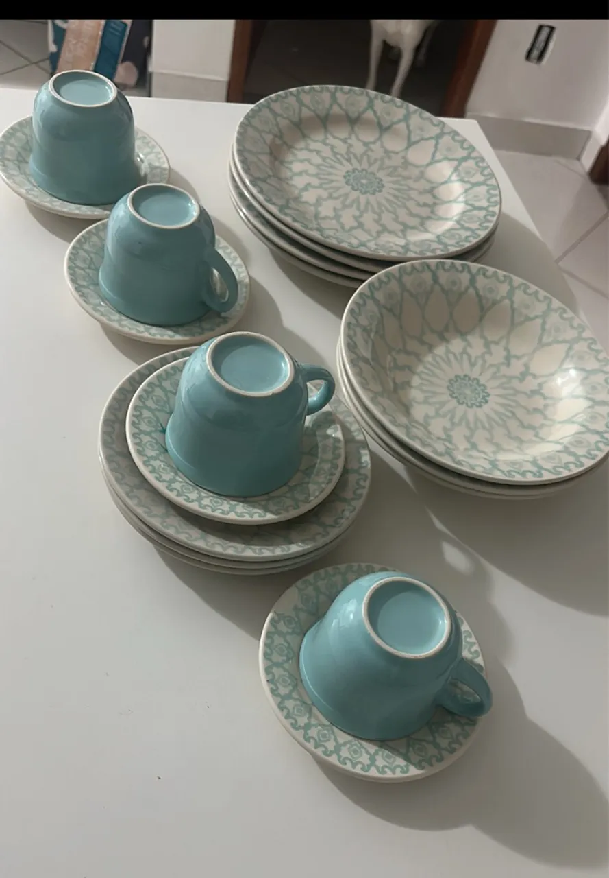 Conjunto de louças completo