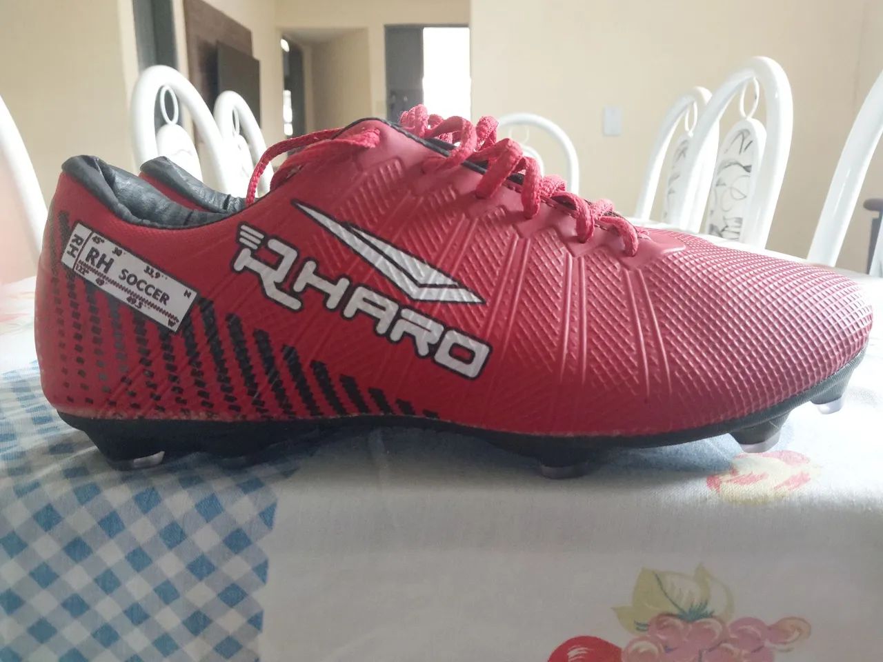 Chuteiras de Futebol HARRO - Vermelhas - Foto 2