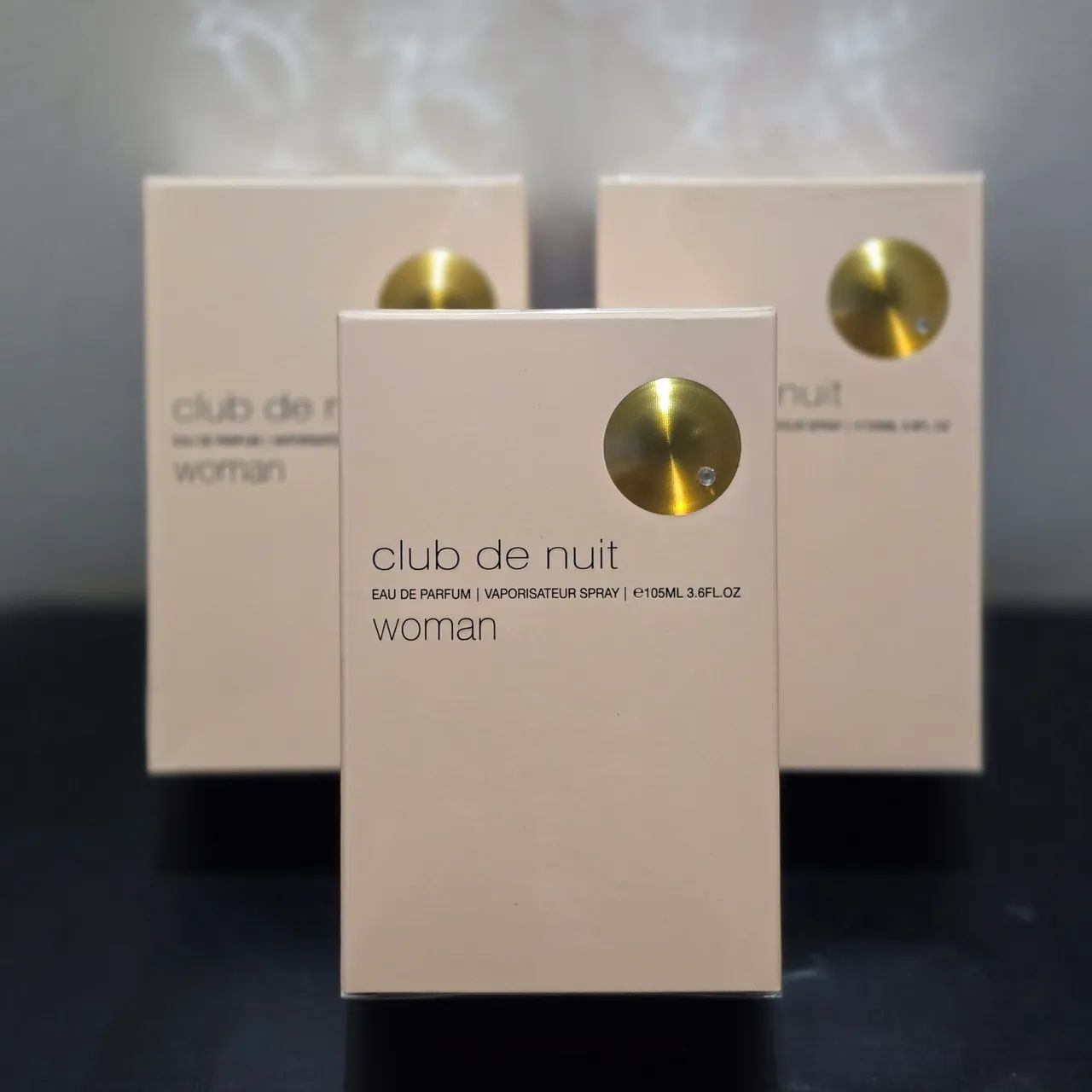 Club de Nuit Woman